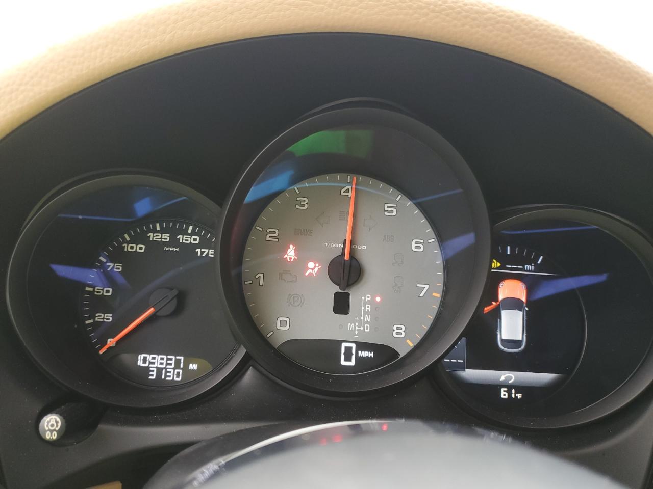 Porsche Macan S Image 11