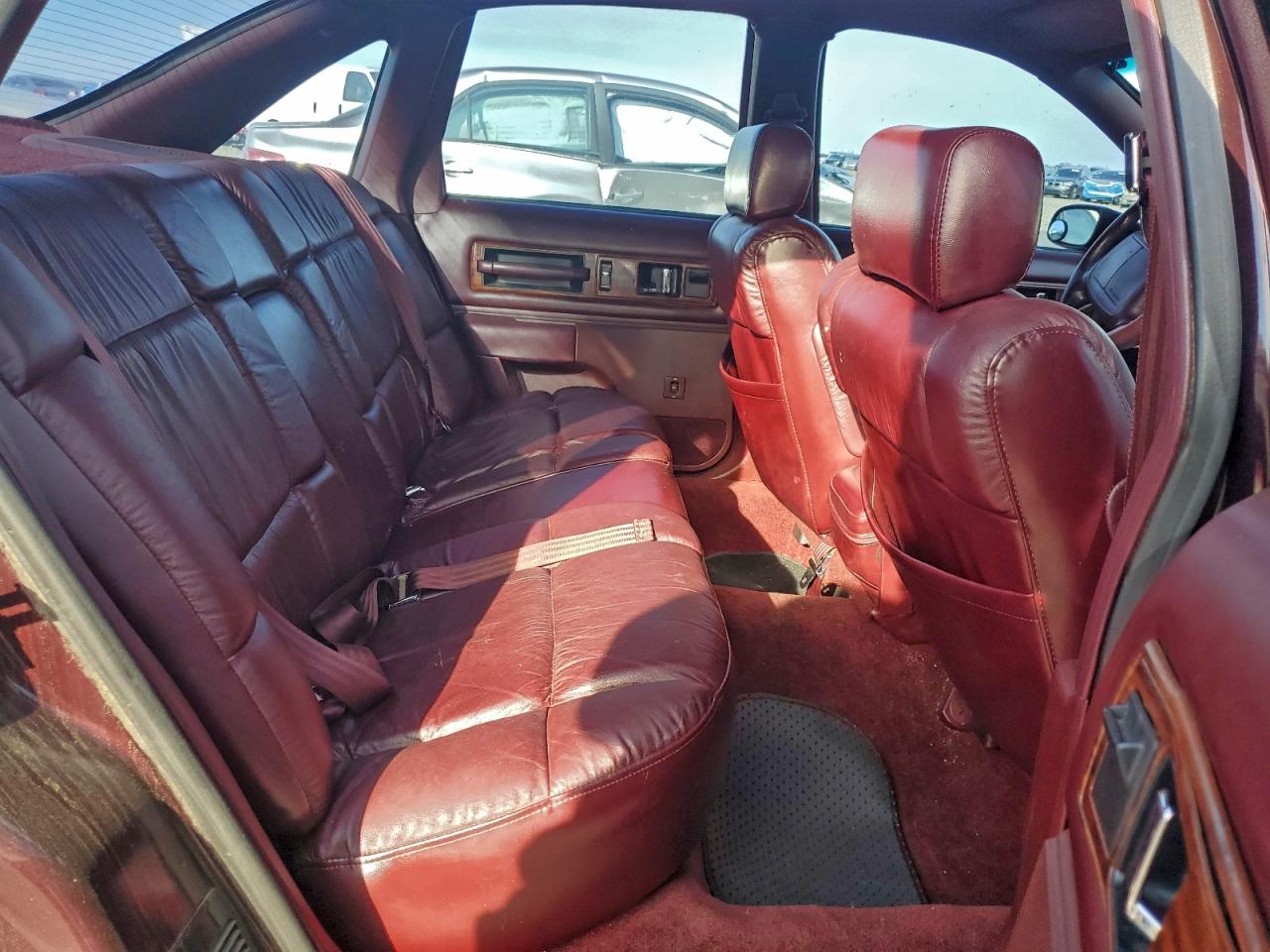 Chevrolet Caprice Classic Ls Image 11