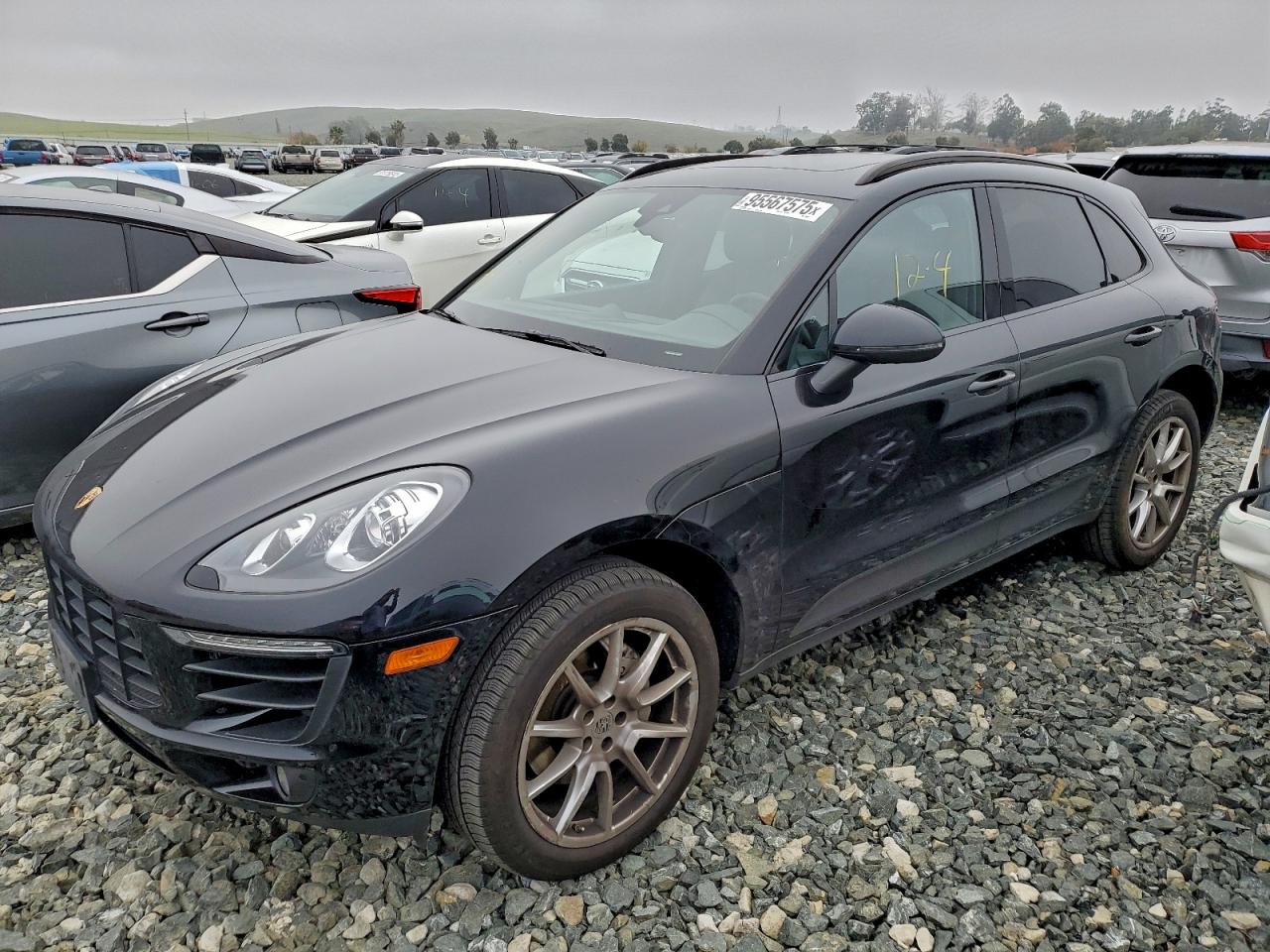 Porsche Macan S Image 1