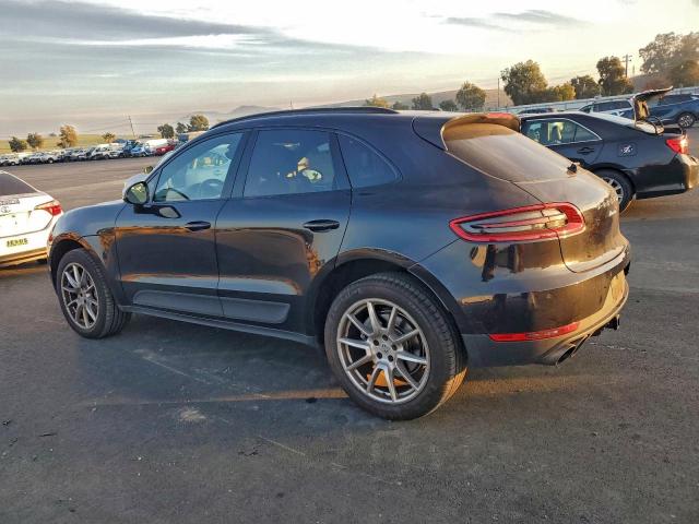 Porsche Macan S Image 3