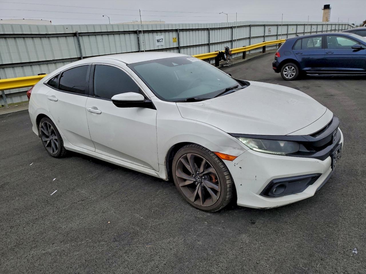 Honda Civic Sport Image 4