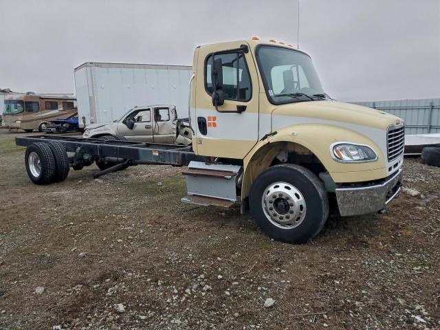  Salvage Freightliner M2