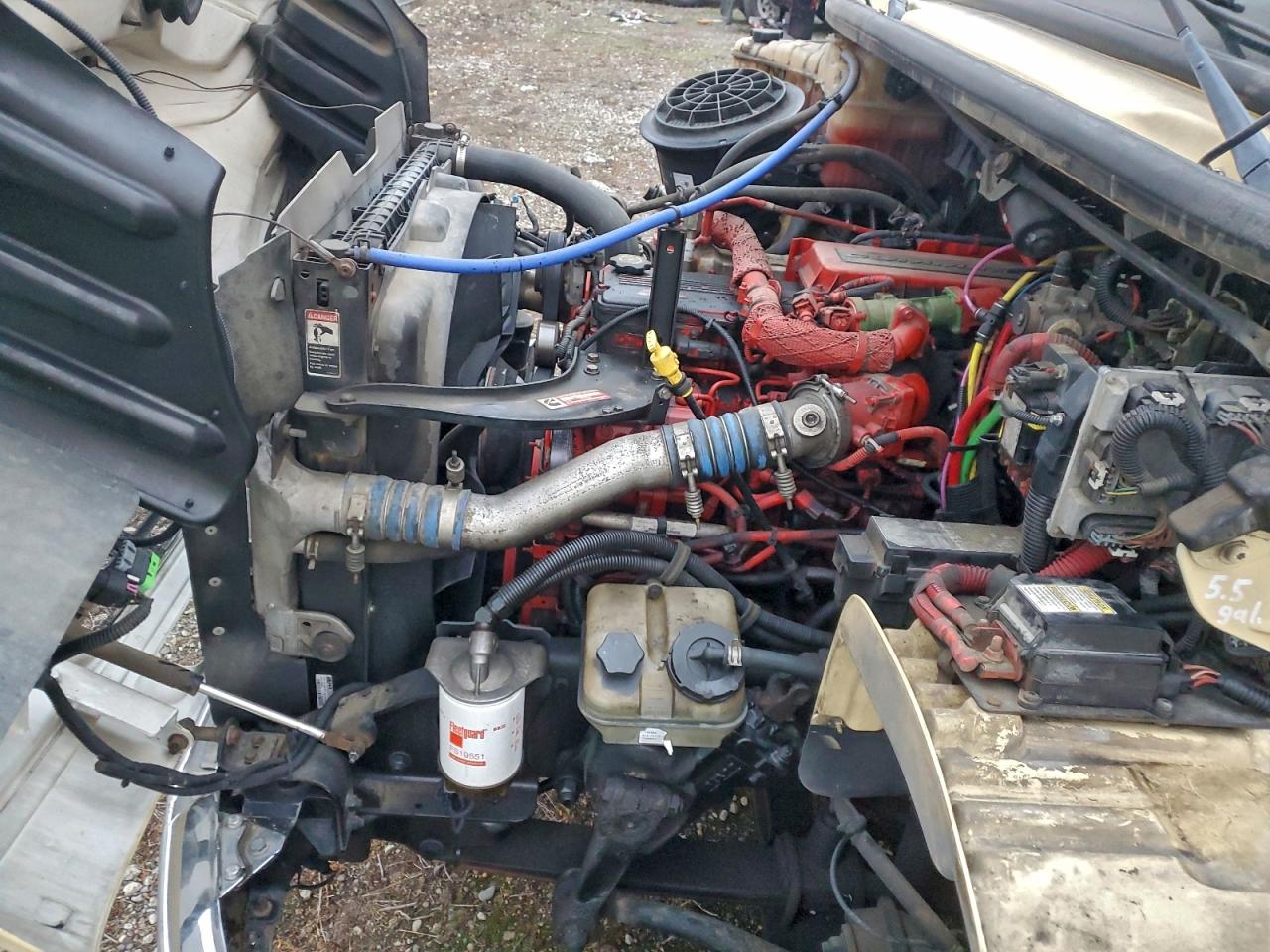 Freightliner M2 106 Medium Duty Image 2