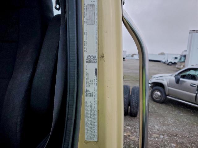 Freightliner M2 106 Medium Duty Image 10