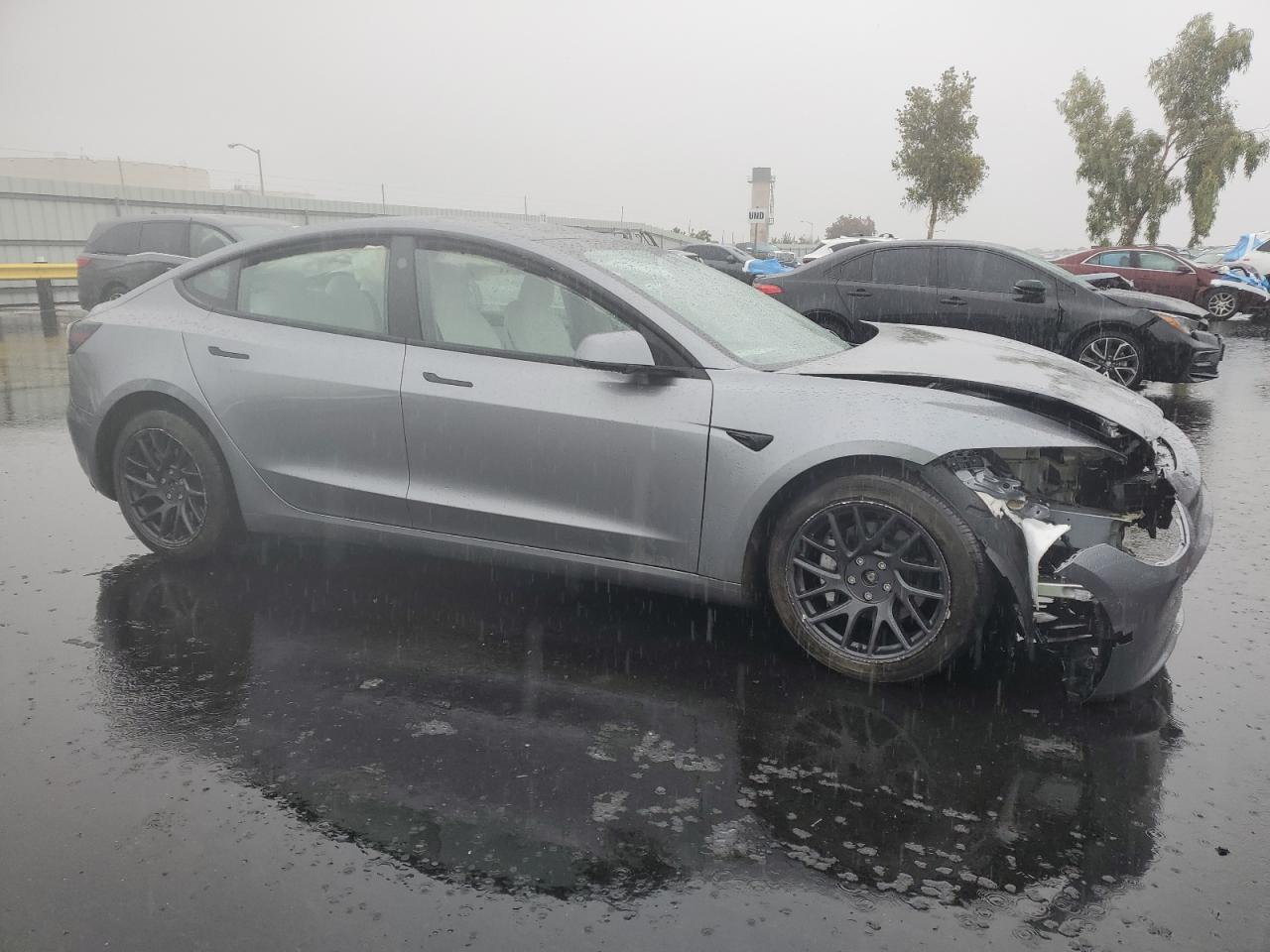 Tesla Model 3 Image 2