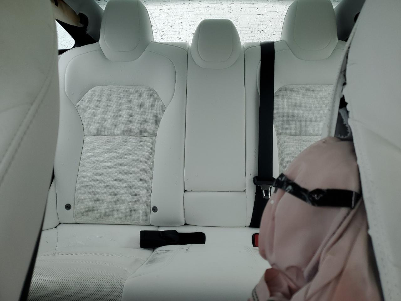 Tesla Model 3 Image 12