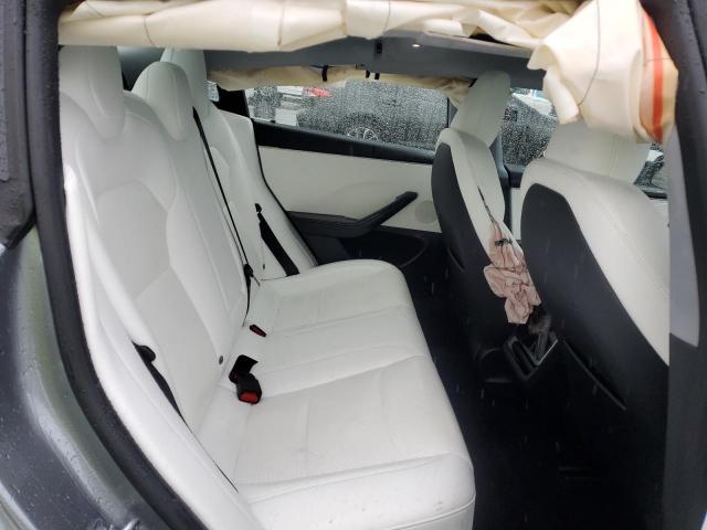 Tesla Model 3 Image 4