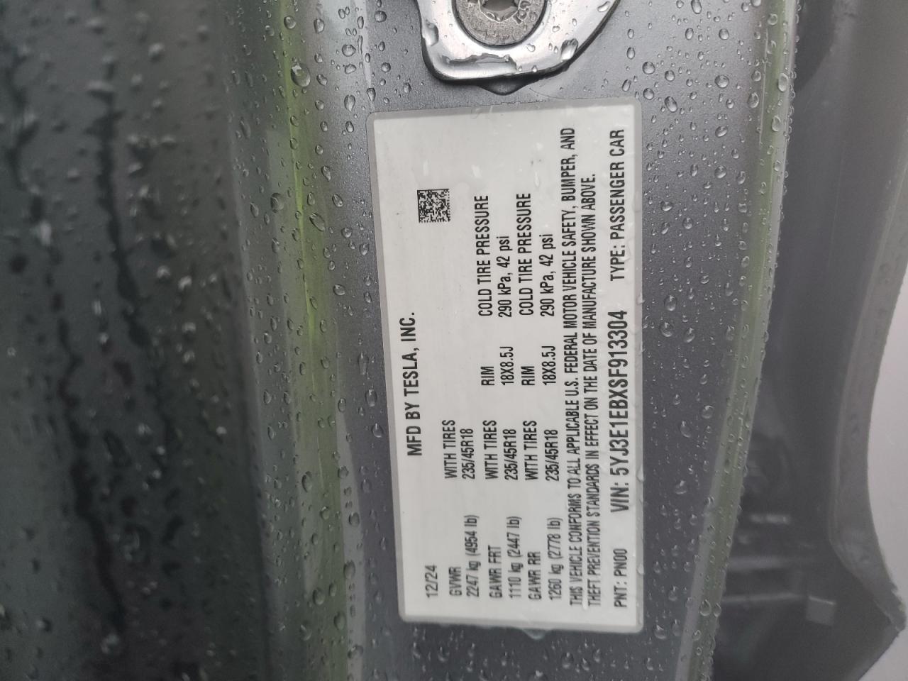 Tesla Model 3 Image 7