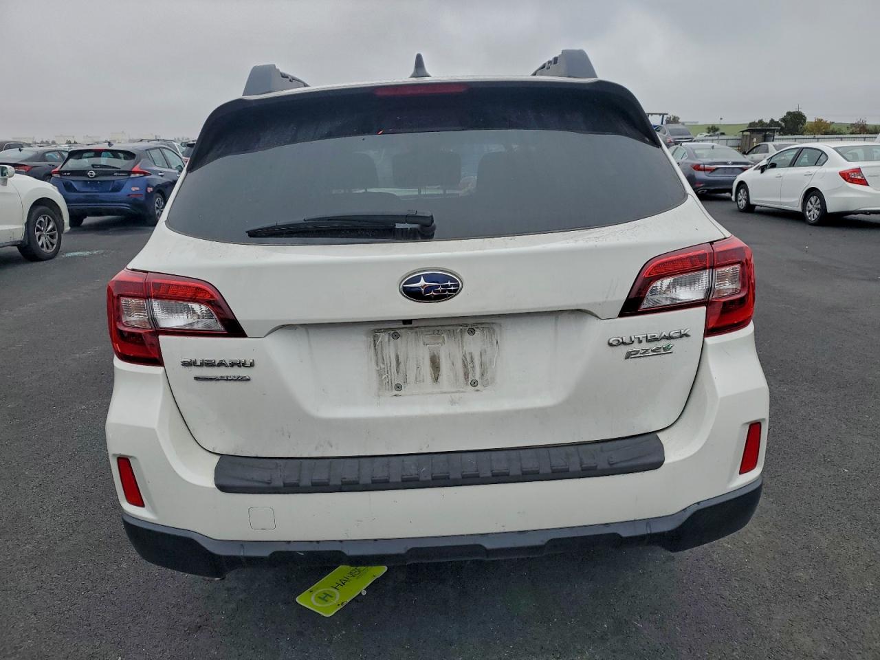 Subaru Outback 2.5i Premium Image 3