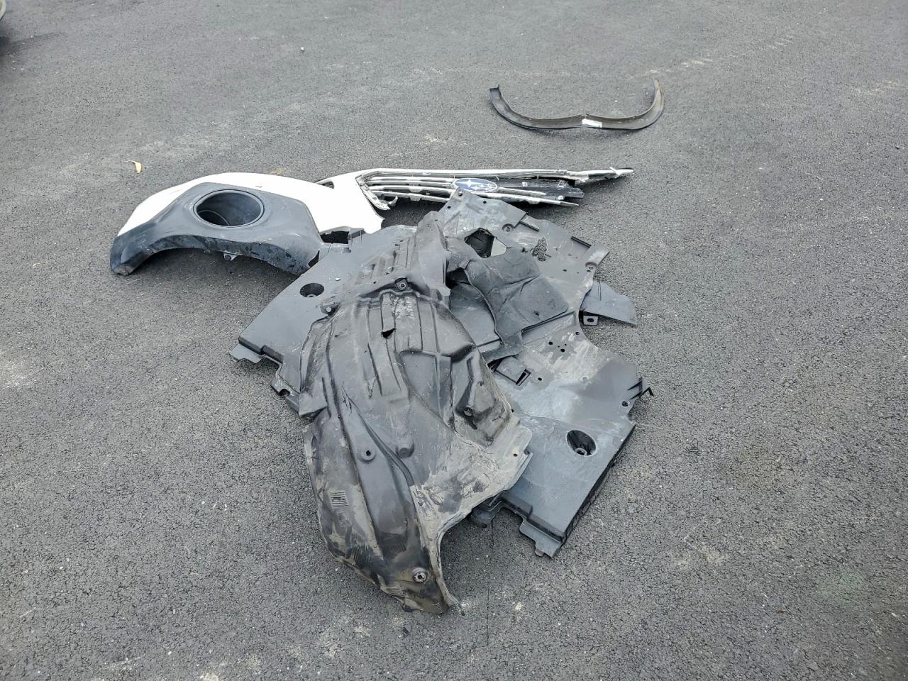 Subaru Outback 2.5i Premium Image 2