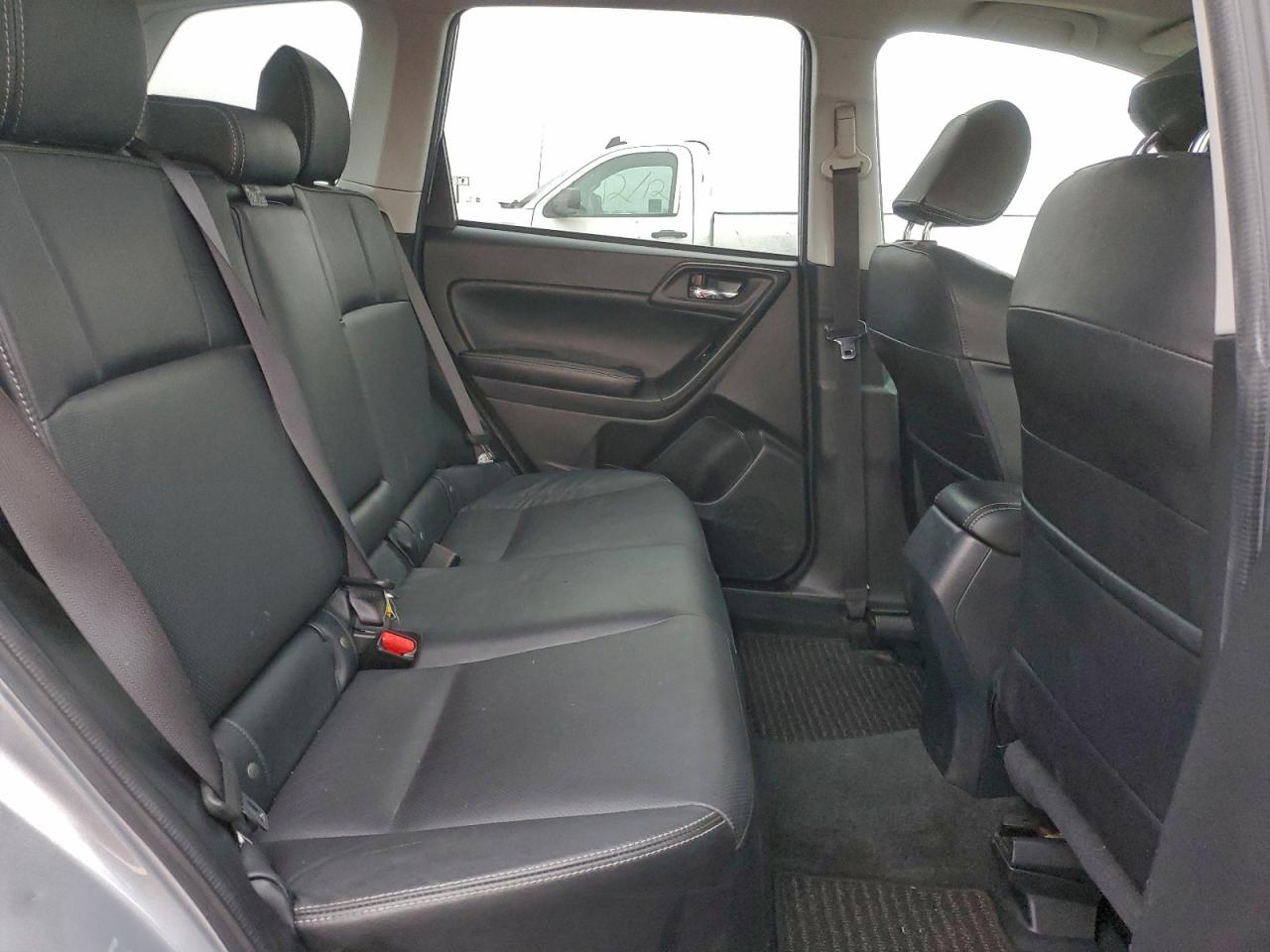 Subaru Forester 2.5i Limited Image 10