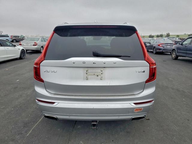 Volvo XC90 T8 Image 10