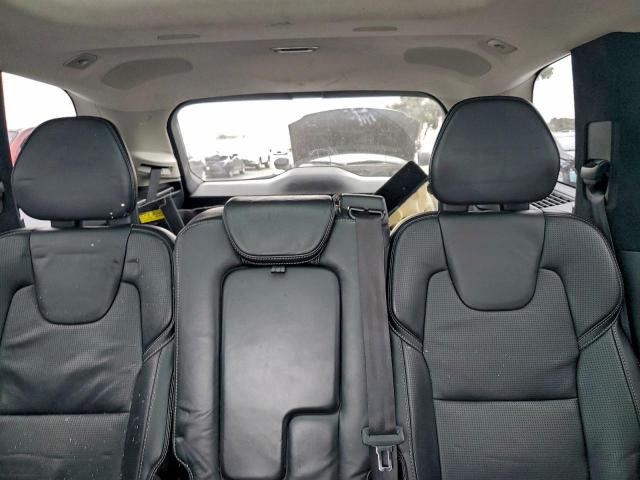 Volvo XC90 T8 Image 2