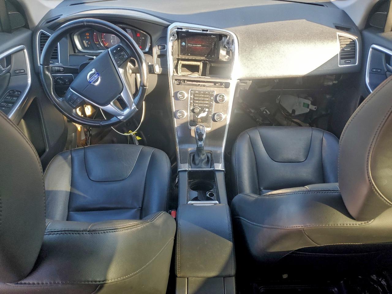 Volvo XC60 T5 Premier Image 3