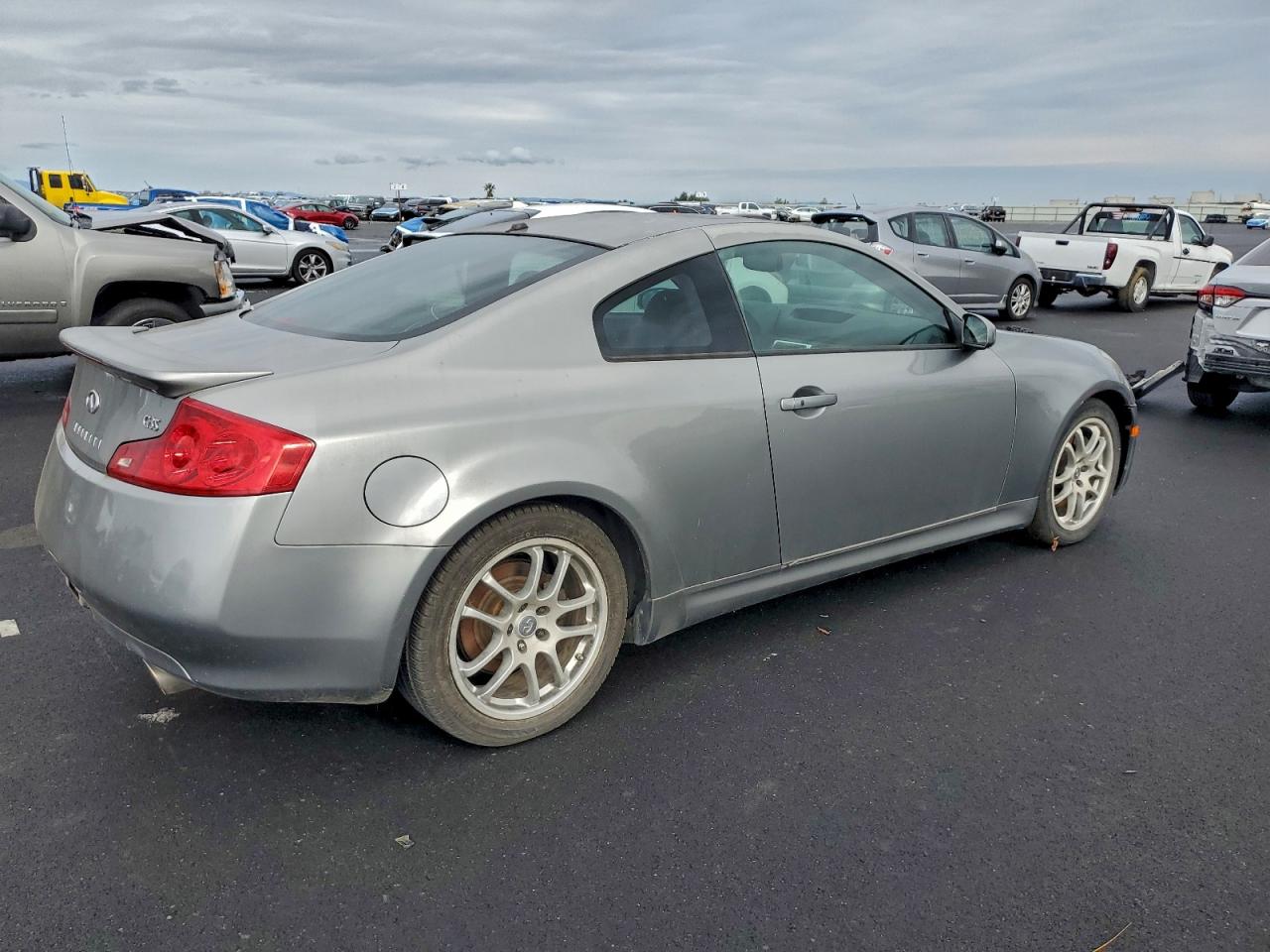 INFINITI G35 Image 2