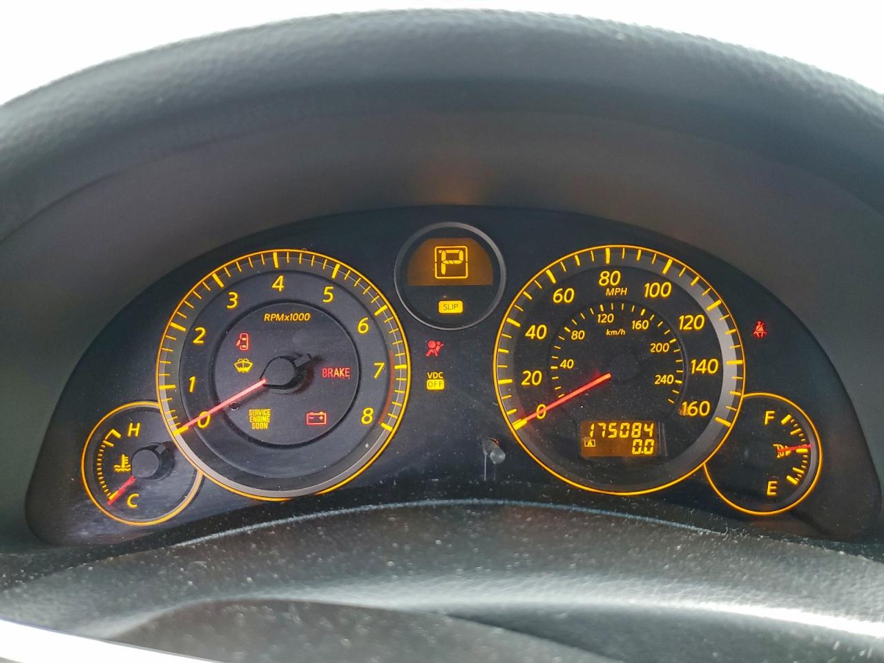 INFINITI G35 Image 8