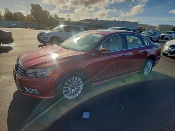  Salvage Volkswagen Passat