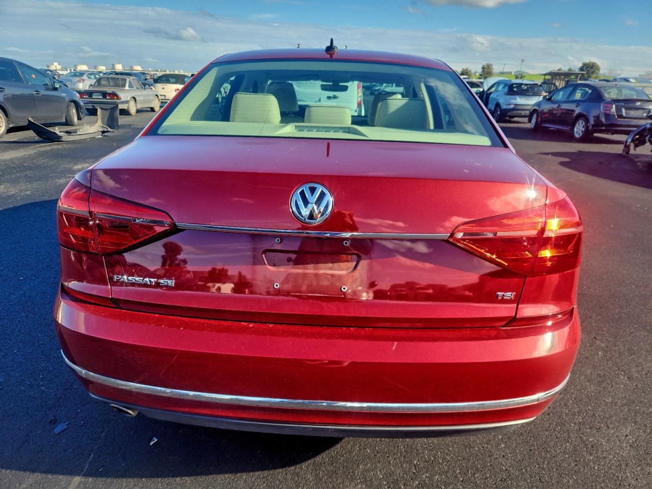 Volkswagen Passat Se Image 8