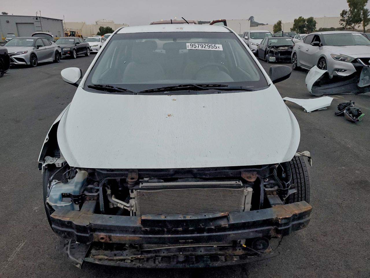 Hyundai ACCENT Se Image 2