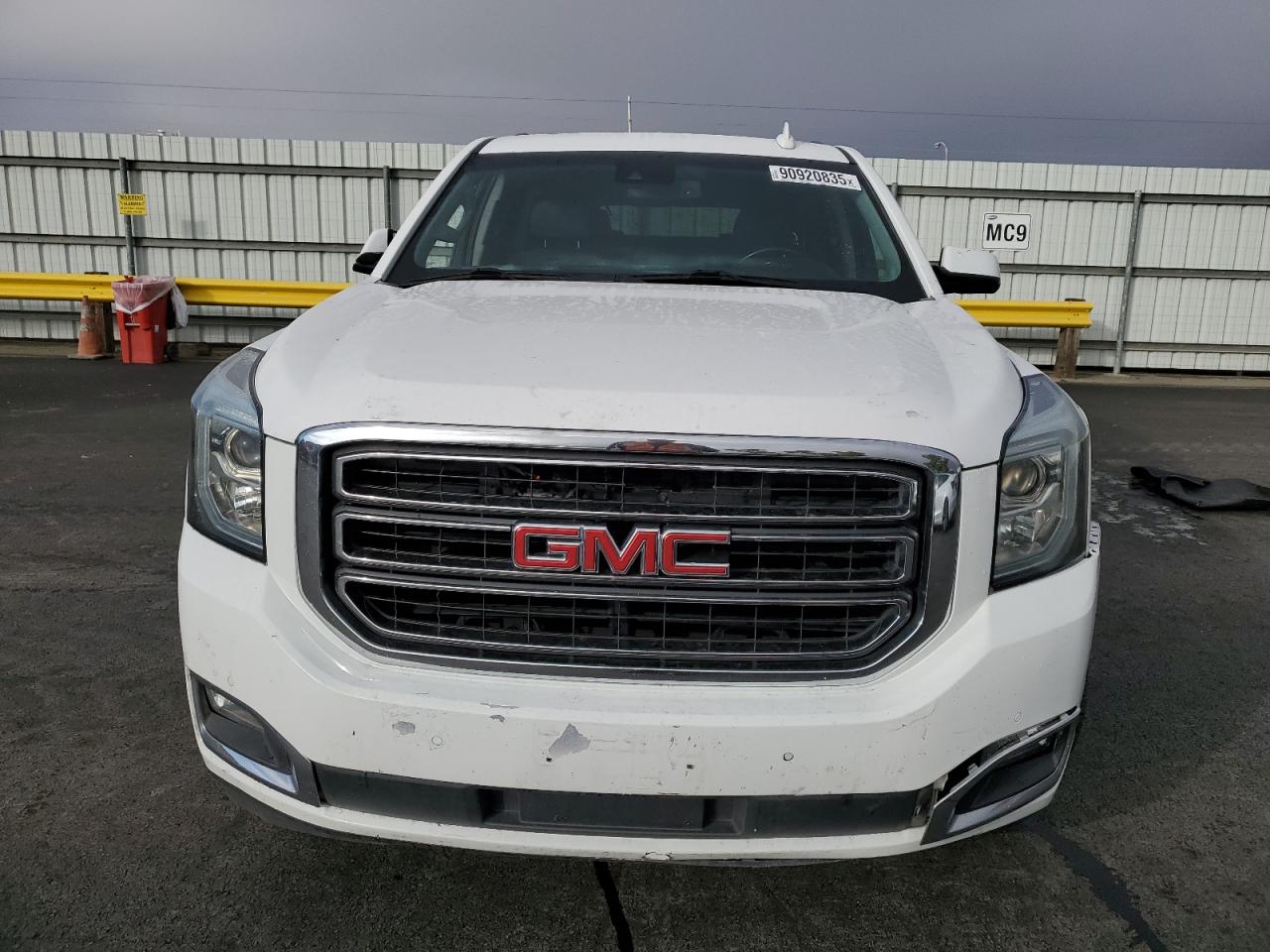 GMC Yukon K1500 Slt Image 13