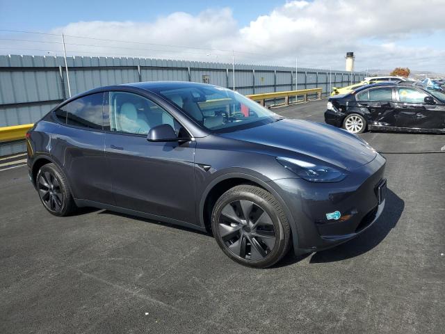 Tesla Model Y Image 8