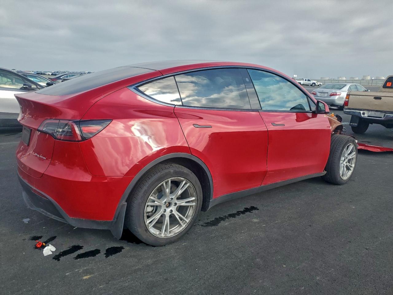 Tesla Model Y Image 3