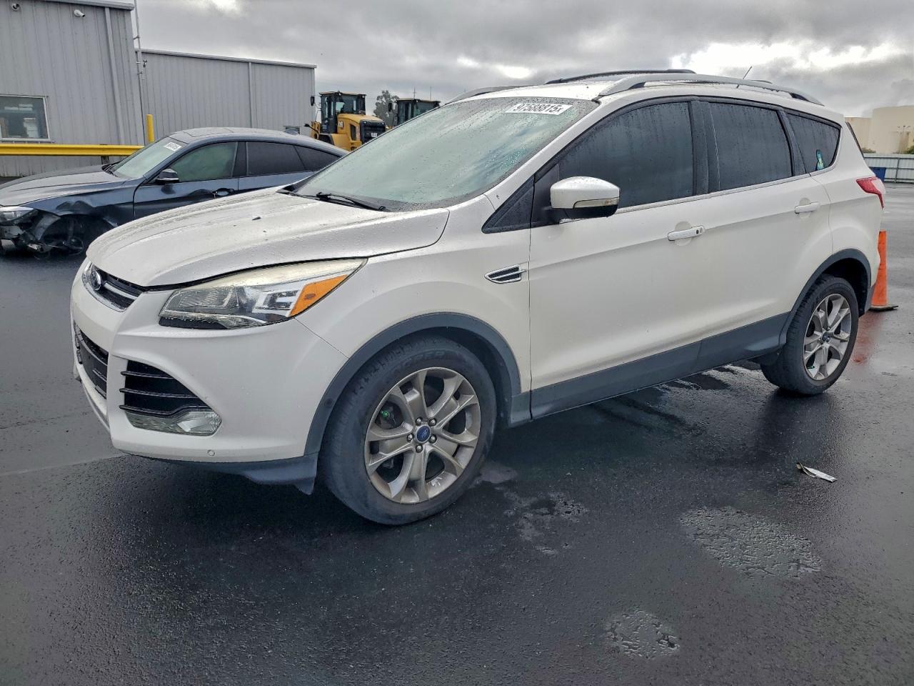 Ford Escape Titanium Image 1