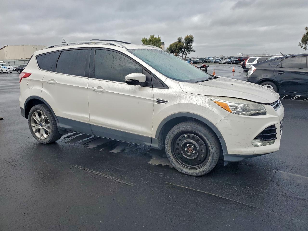 Ford Escape Titanium Image 7
