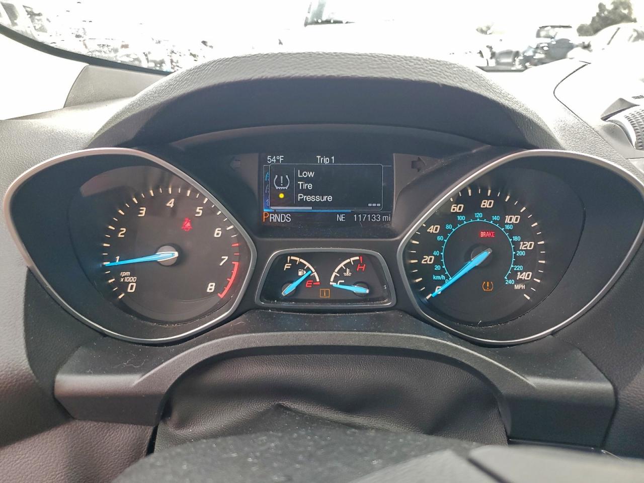 Ford Escape Titanium Image 11