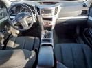 Subaru Outback 2.5i Image 10