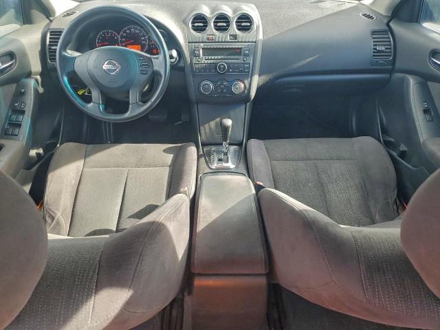 Nissan Altima Base Image 6