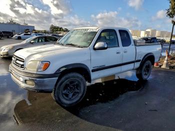  Salvage Toyota Tundra