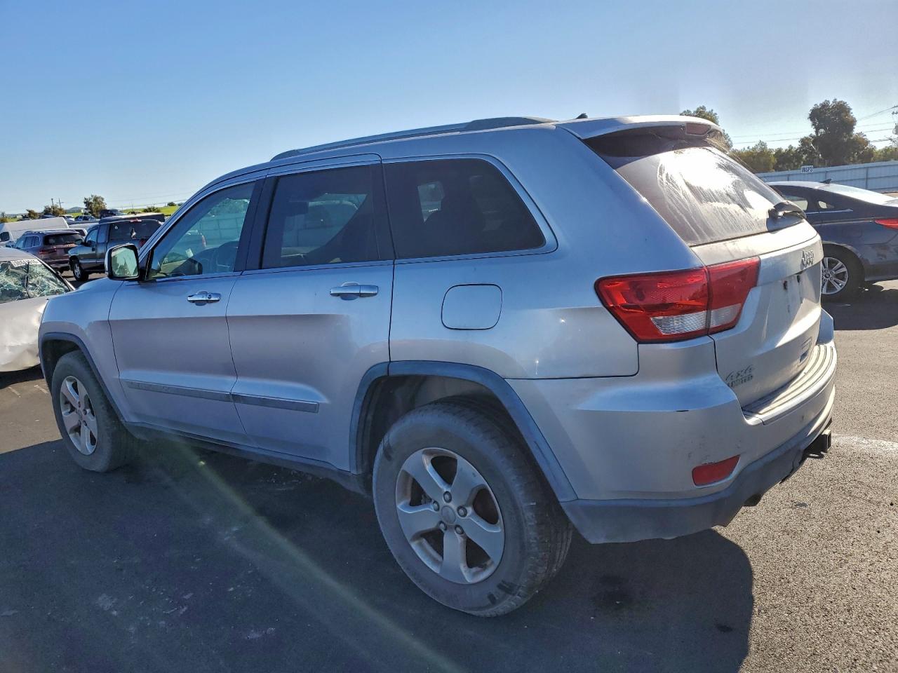 Jeep Grand Cherokee Limited Image 3