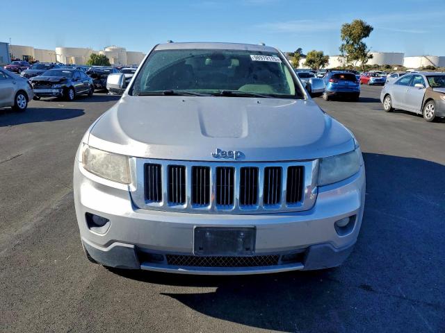 Jeep Grand Cherokee Limited Image 4