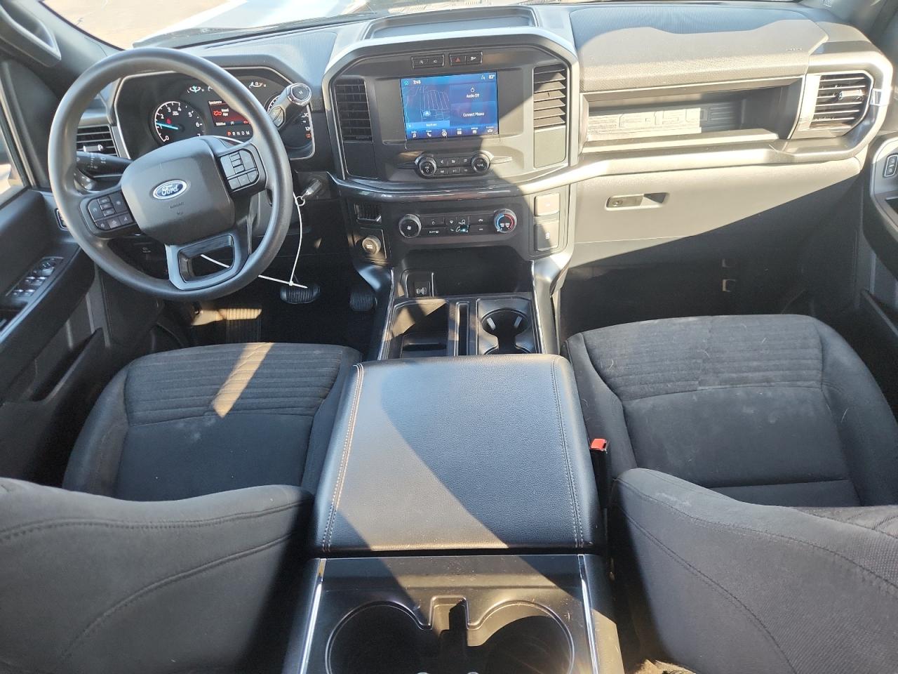 Ford F-150 Supercrew Image 13