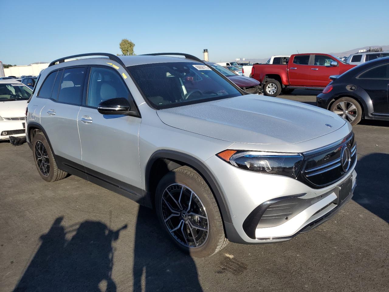 Mercedes-Benz EQB 300 4matic Image 12