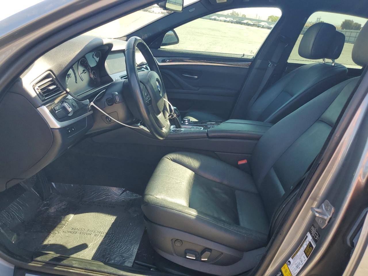 BMW 5 Series I Hybrid Image 9