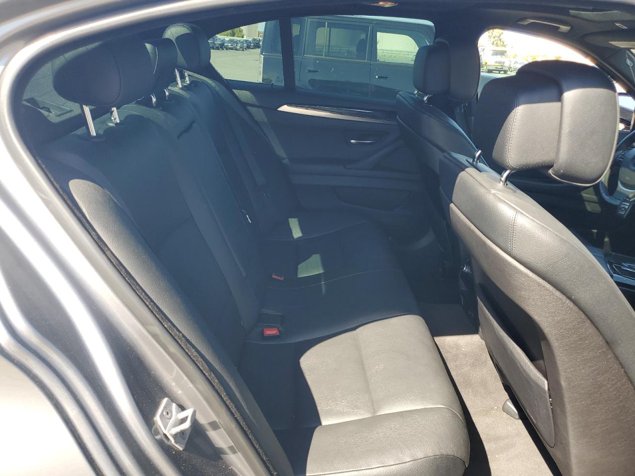 BMW 5 Series I Hybrid Image 6