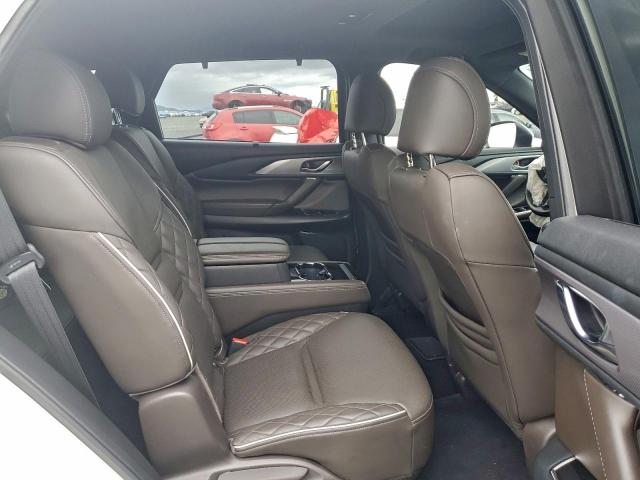 Mazda Cx Signature Image 10