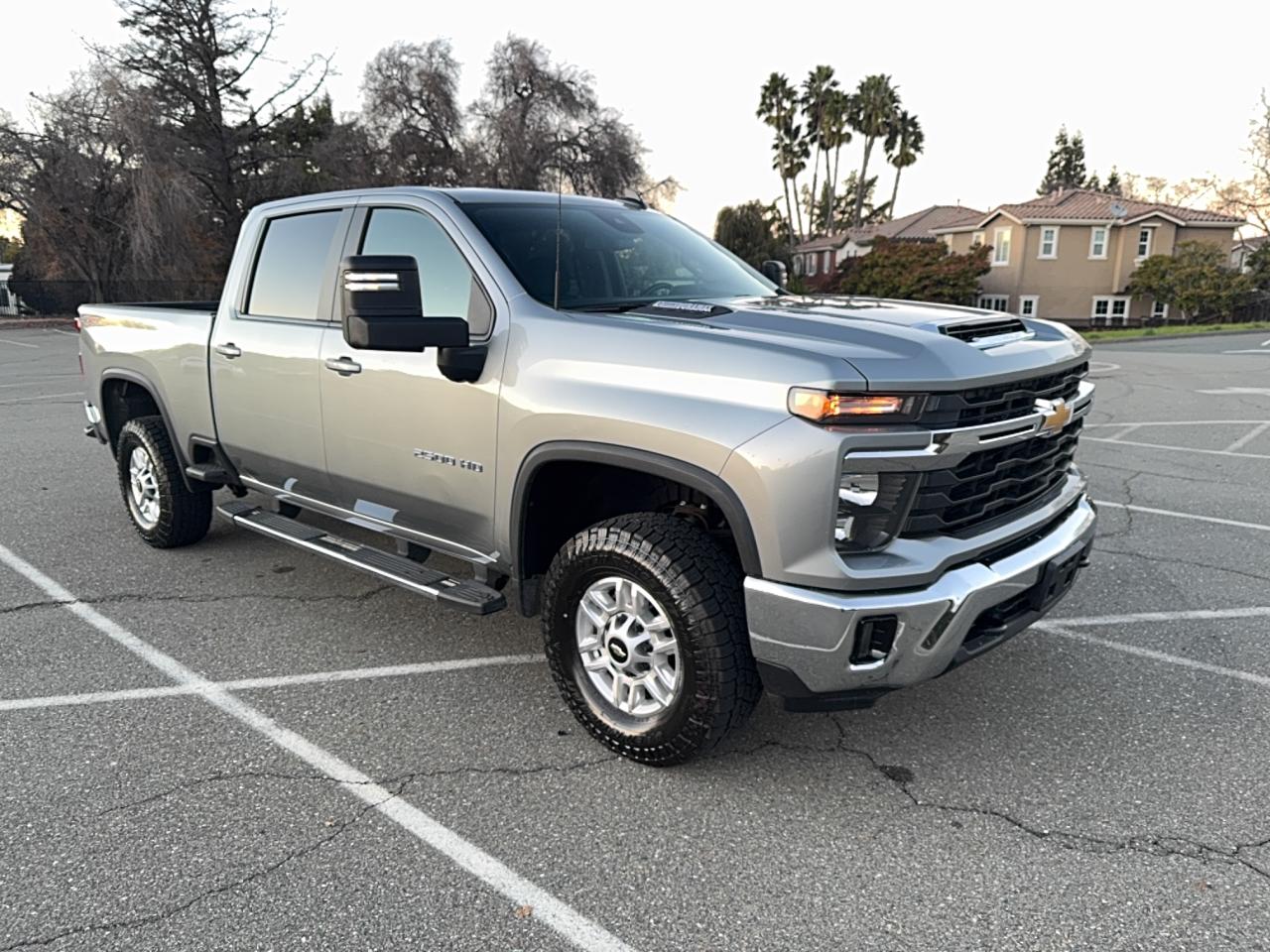 Chevrolet Silverado K2500 Heavy Duty Lt Image 1