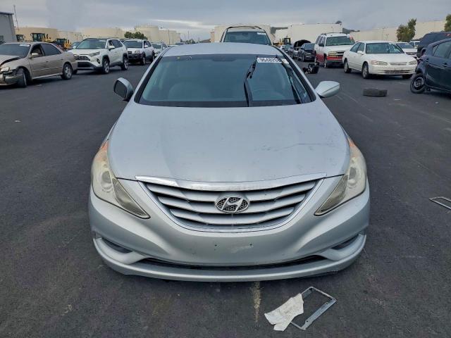 Hyundai SONATA Gls Image 5