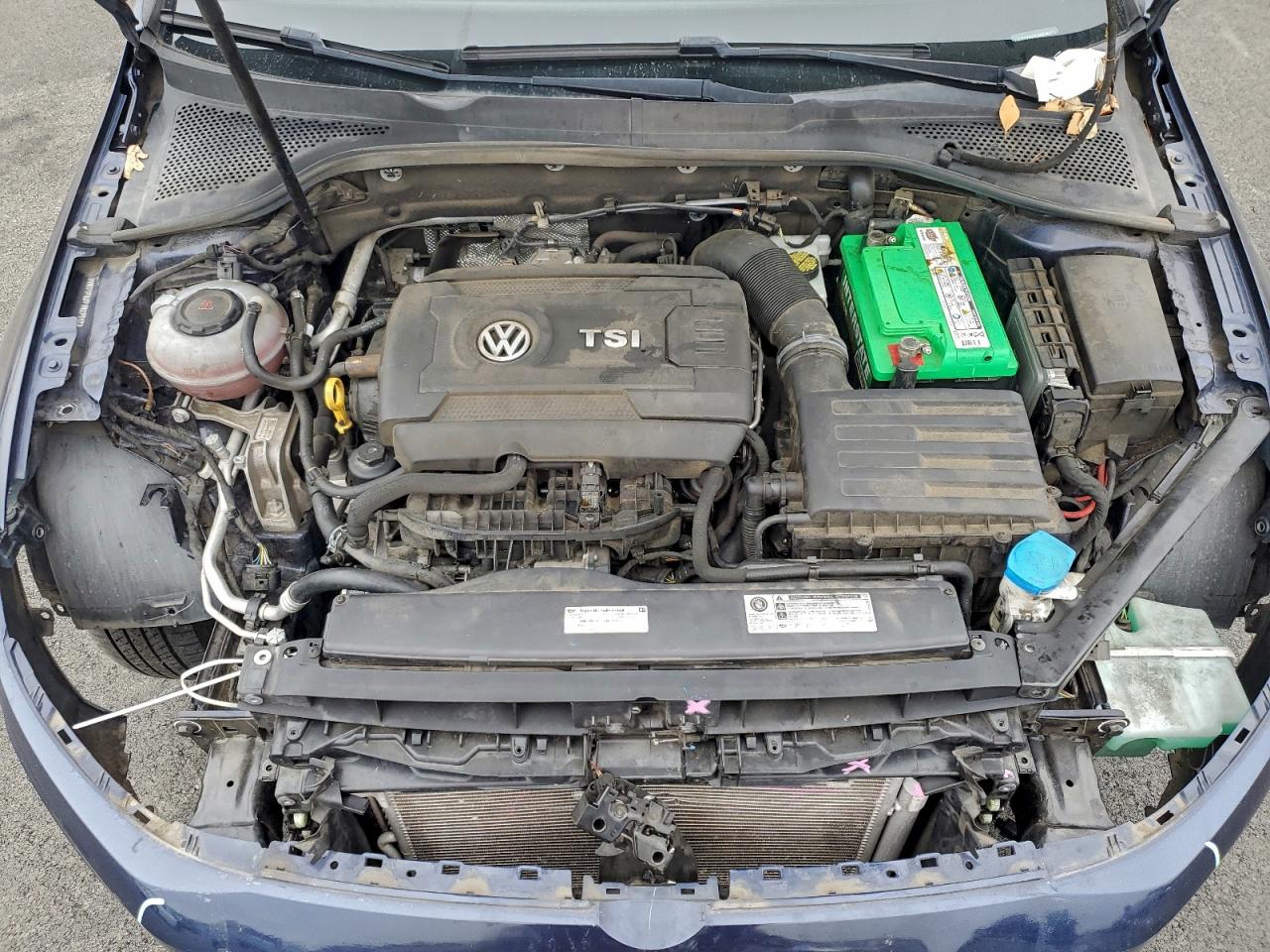 Volkswagen Golf S Image 2