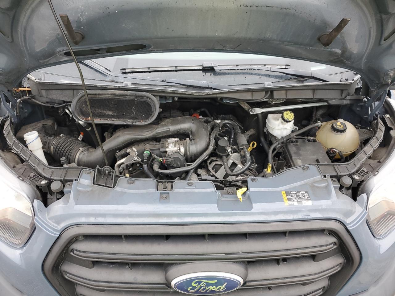 Ford Transit T-250 Image 9