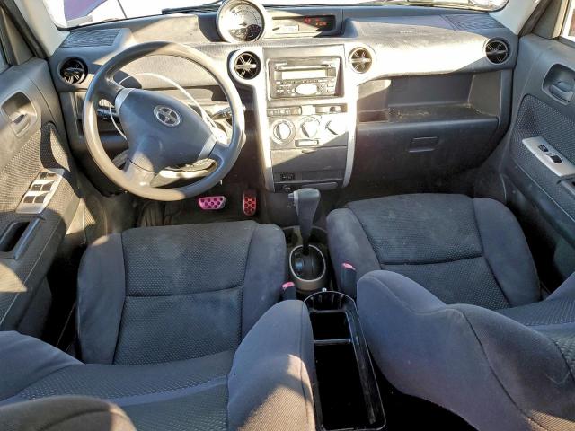 Scion xB Xb Image 5
