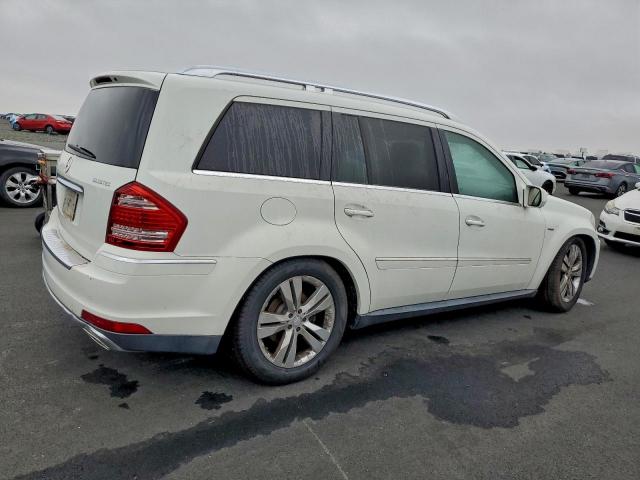 Mercedes-Benz G-Class 350 Bluetec Image 2