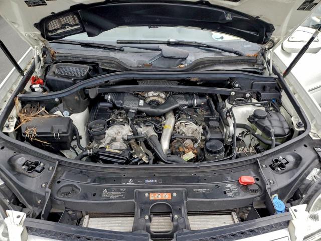 Mercedes-Benz G-Class 350 Bluetec Image 8