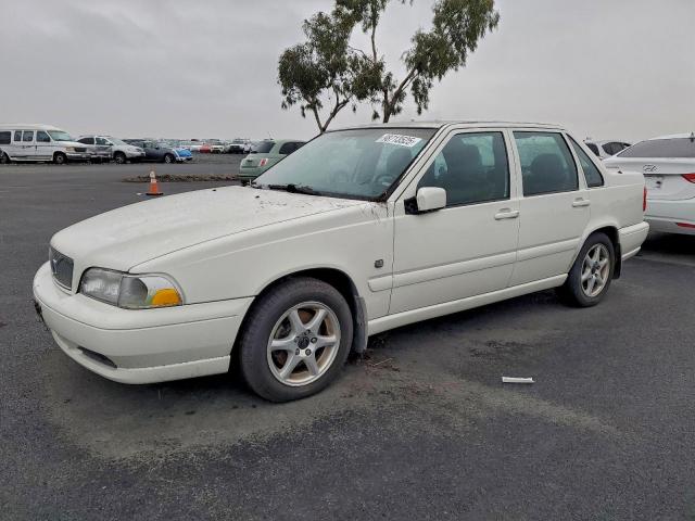  Salvage Volvo S70