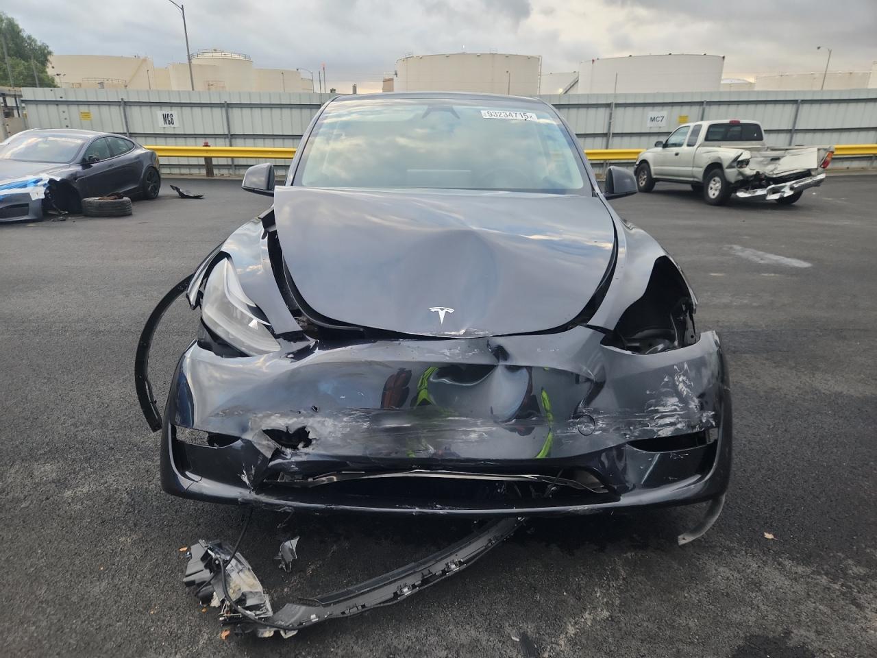 Tesla Model Y Image 2