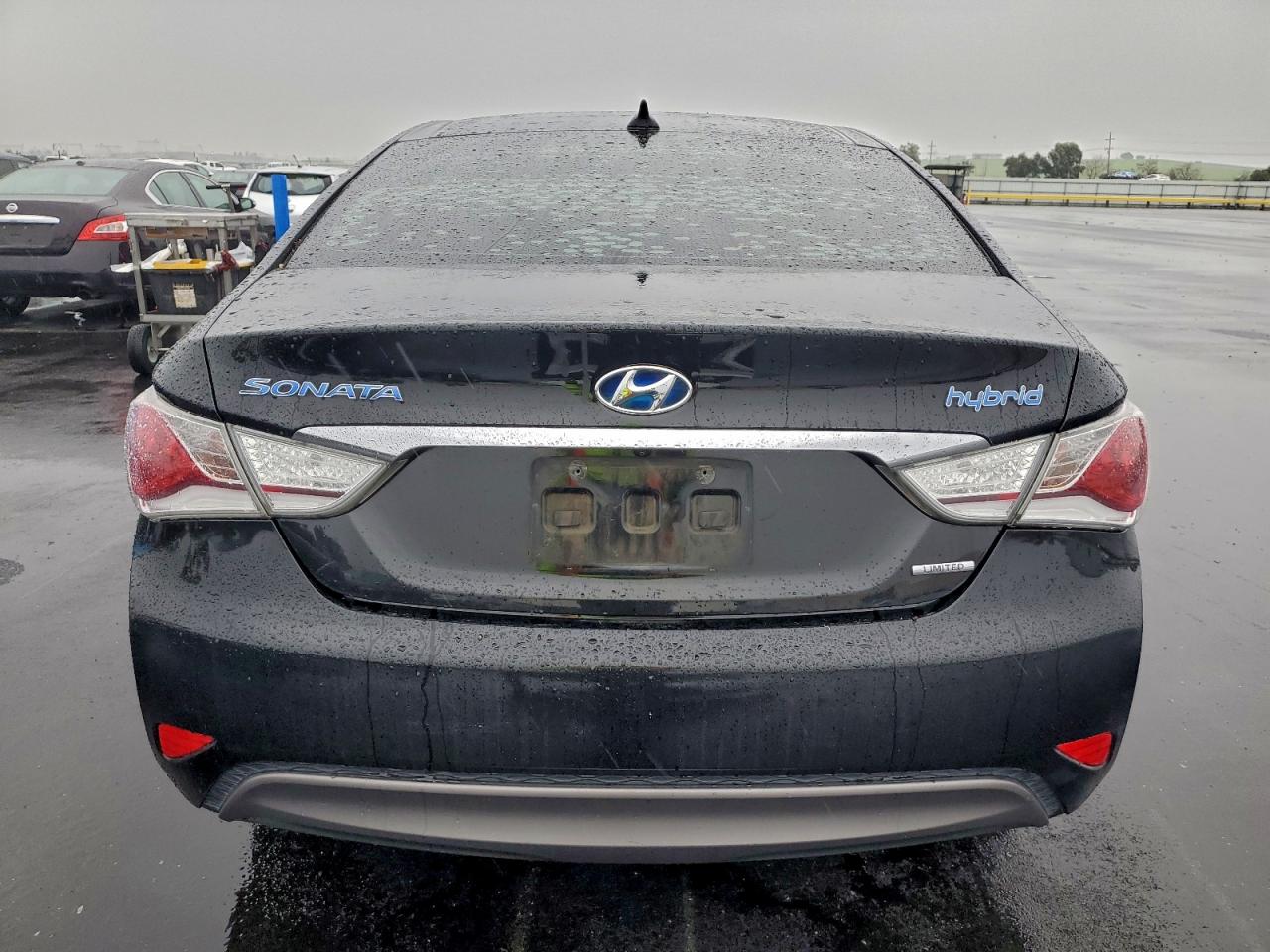 Hyundai SONATA Hybrid Image 6