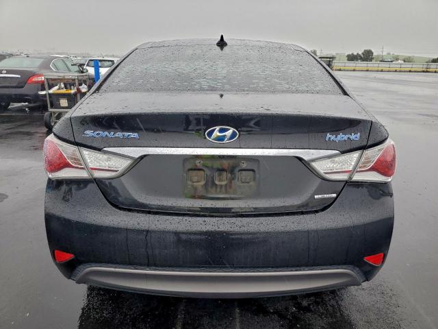 Hyundai SONATA Hybrid Image 6